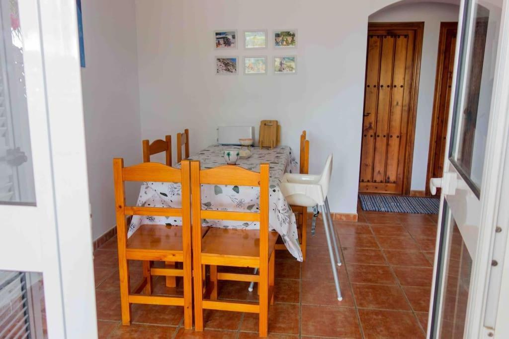 Three Bedroom House By The Sea Агуа Амарга Екстериор снимка